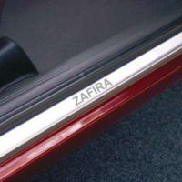 Kryty prahů OPEL Zafira - nerezové 